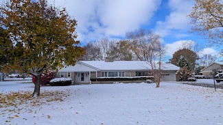 930 Elm Dr, Bluffton, IN 46714