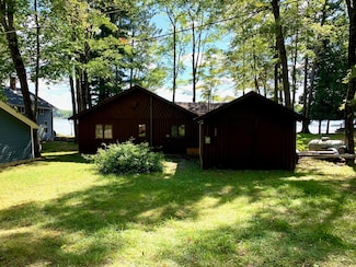 3572 Wamego St, Lupton, MI 48635