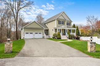 3 Diego Dr, Milford, MA 01757