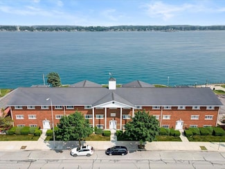 155 S Water St Unit 306, Marine City, MI 48039