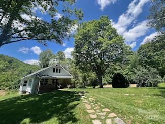 83 Kimberly Ln, Newland, NC 28657