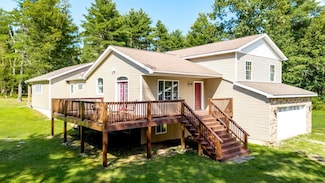 221 Scottsville Rd, Mehoopany, PA 18629