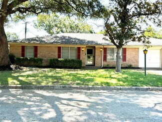 3605 Wayland Dr, Fort Worth, TX 76133