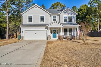 1120 Whitney Dr, Aberdeen, NC 28315