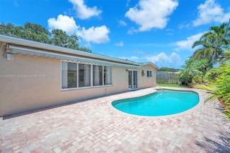 9200 SW 54th St, Cooper City, FL 33328