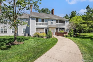 618 Curzon Ct Unit 103, Howell, MI 48843
