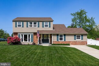 14 Saddle Ridge Rd, Voorhees, NJ 08043