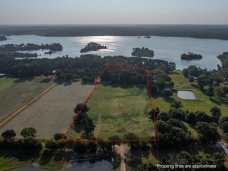 11.31 Acres Cr 3202, Chandler, TX 75758