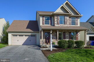 1331 Willow Creek Dr, Mount Joy, PA 17552