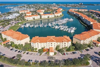 12 Harbour Isle Dr W Unit 103, Fort Pierce, FL 34949