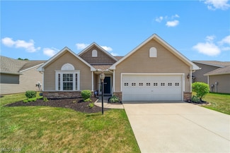 2877 Island Creek Dr, Medina, OH 44256