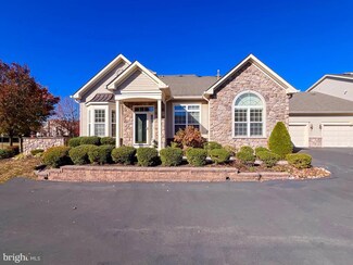 240 Willow Dr, Newtown, PA 18940