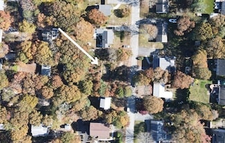 20 Seaspray Dr, Falmouth, MA 02536