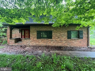648 Cove Lane Rd, Roaring Spring, PA 16673