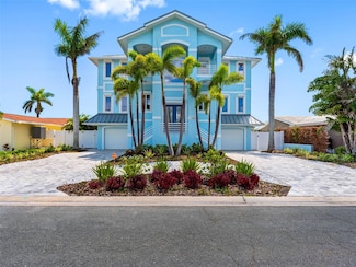11260 7th St E, Treasure Island, FL 33706