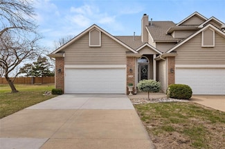 6784 NW 57th St, Johnston, IA 50131