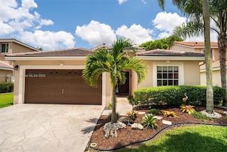 921 SW 176th Ave, Pembroke Pines, FL 33029