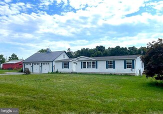 325 Orphanage Rd, Littlestown, PA 17340