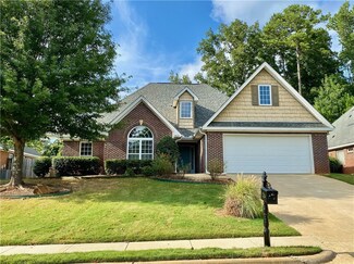 2301 Core Dr, Auburn, AL 36830