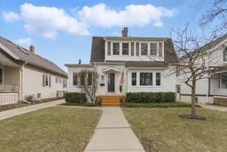 2031 E Wood Place, Milwaukee, WI 53211
