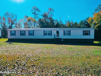 206 Clifton Ridge Dr, Pikeville, NC 27863