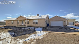 971 S Los Charros Dr, Pueblo, CO 81007