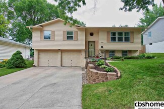 4935 S 91st St, Omaha, NE 68127