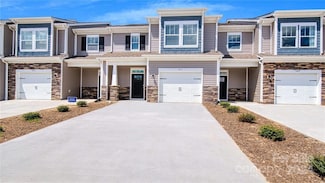 294 Creekview Rd, Hendersonville, NC 28792