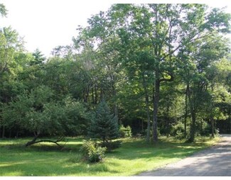 15 Forest Dr, Holland, MA 01521