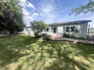 2813 Minam Ct, La Grande, OR 97850