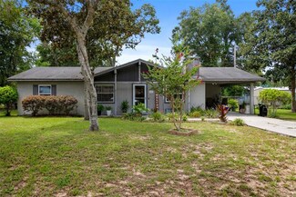 24 NE 48th St, Gainesville, FL 32641