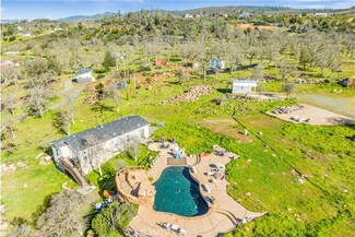 21054 Yankee Valley Rd, Hidden Valley Lake, CA 95467
