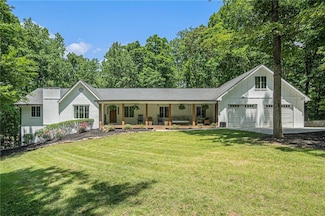 1031 Bailey Rd, Woodstock, GA 30188