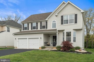 74 Concord Blvd, Sicklerville, NJ 08081