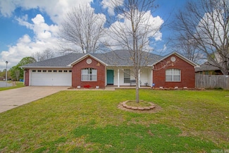 1905 Calhoun Dr, Conway, AR 72034