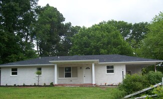 702 Dogwood Dr, Gaffney, SC 29340