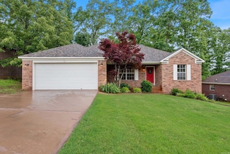 52 Louise Ln, Greenbrier, AR 72058