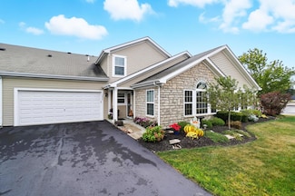 1636 Chestnut Farms Loop Unit 12, Grove City, OH 43123