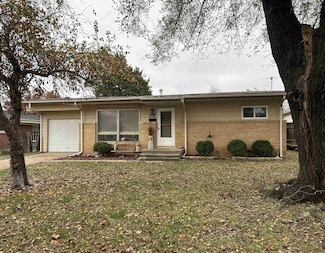 1912 Prairie Ln, Augusta, KS 67010