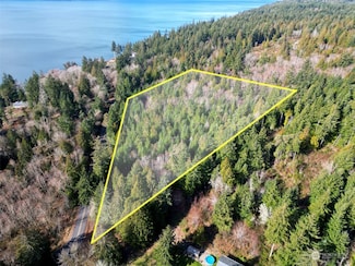 7515 Whiteman Rd SW, Longbranch, WA 98351