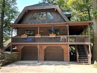 8125 Geneva Dr, Millersburg, OH 44654