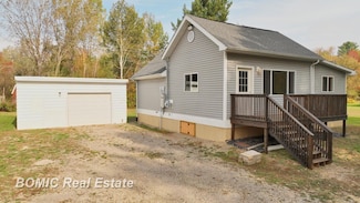 5230 Waterman Rd, Vassar, MI 48768