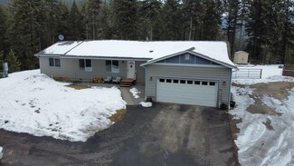 8802 N Wilderness Ln, Otis Orchards, WA 99027