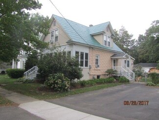 25 Beckman Ave, Westfield, NY 14787
