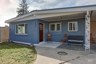 809 Terry Dr, Emmett, ID 83617