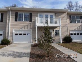 3311 Sandy Dr, Hendersonville, NC 28792