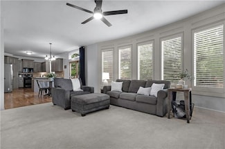 10154 N Lane Dr, Kansas City, MO 64157