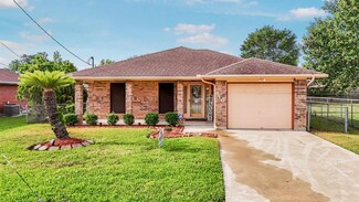 410 Neicy St, Beaumont, TX 77701