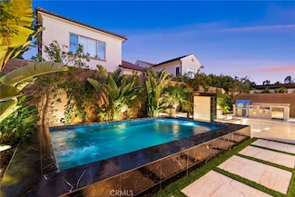 244 Coal Mine, Irvine, CA 92602