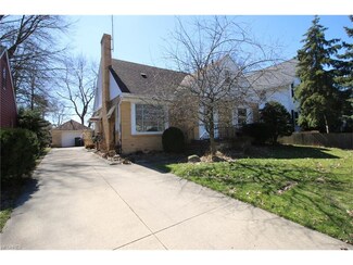 2032 Broad Blvd, Cuyahoga Falls, OH 44223